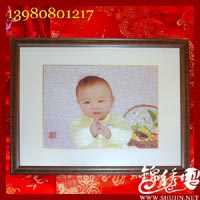 蜀绣人物肖像，地震纪念礼品